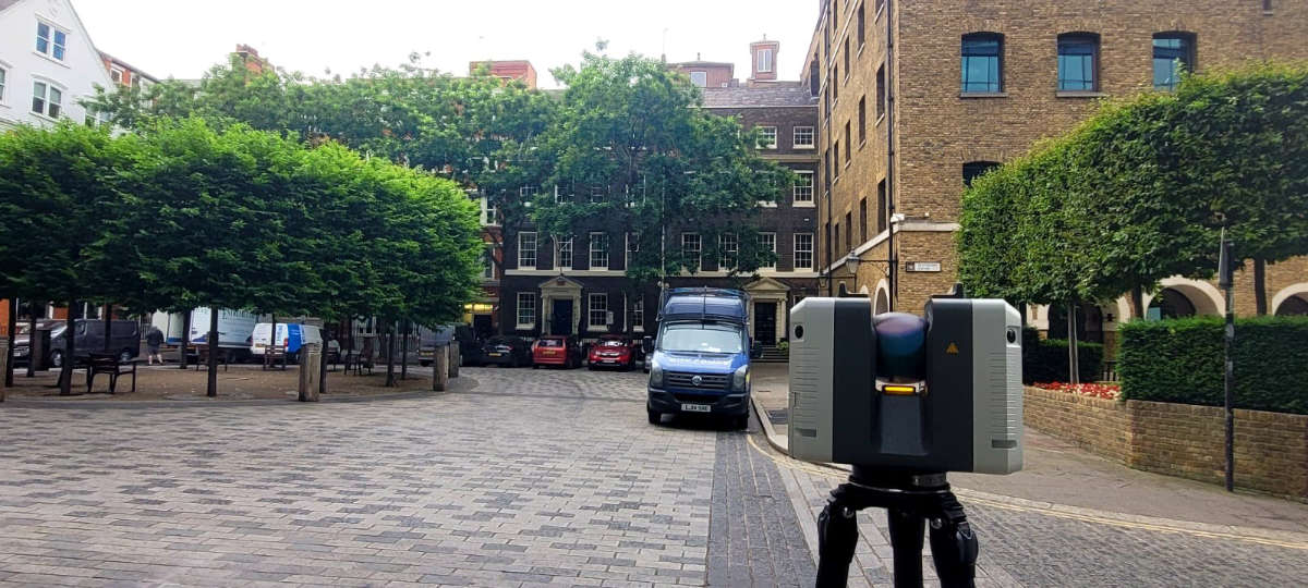 Alex - RCT in front of London town house 2